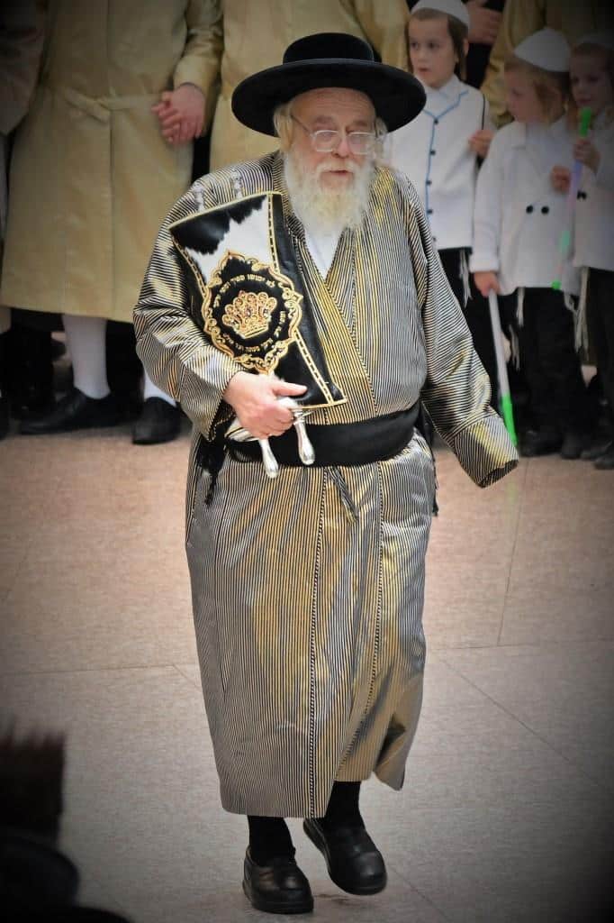 גלריה: מעמד הכנסת ספר תורה לתולדות אהרן