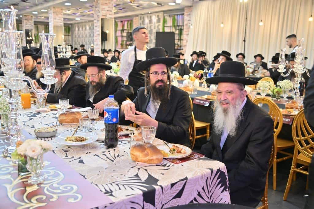 משפיעי ברסלב השתתפו במעמד געטריי פארן רעבי'ן