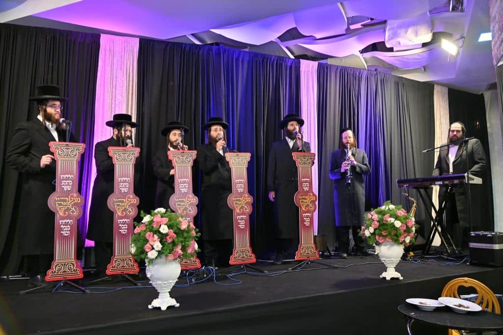 משפיעי ברסלב השתתפו במעמד געטריי פארן רעבי'ן