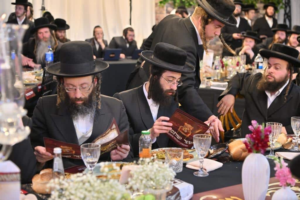 משפיעי ברסלב השתתפו במעמד געטריי פארן רעבי'ן