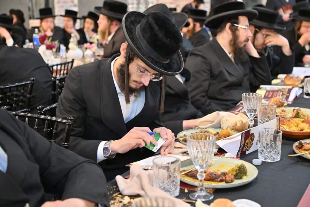 משפיעי ברסלב השתתפו במעמד געטריי פארן רעבי'ן