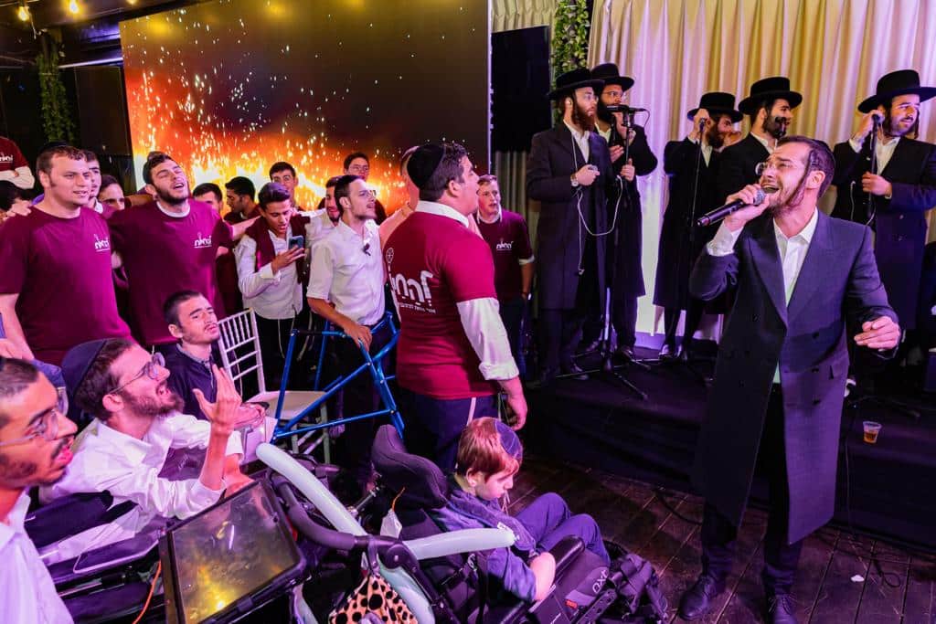 מול הכותל: ערב חיזוק מרגש למאות ילדים בעלי מוגבלויות