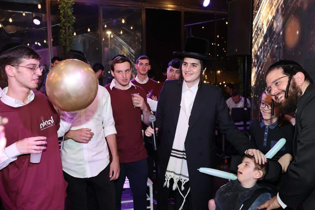 מול הכותל: ערב חיזוק מרגש למאות ילדים בעלי מוגבלויות