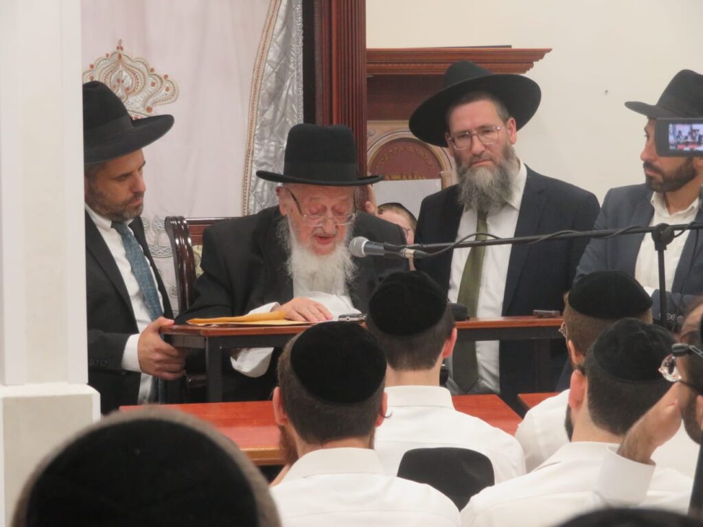 גלריה מיוחדת: הגרמ"צ ברגמן בשיחת חיזוק ב"בית השם"