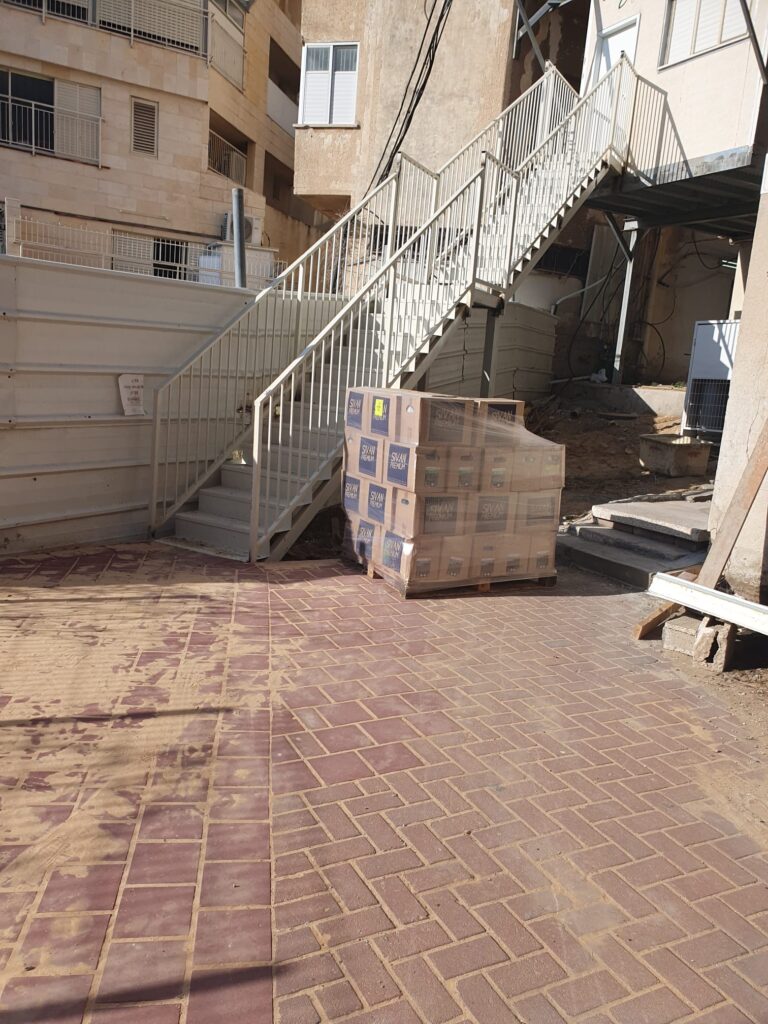 גשר עבור הרבבות: הקבלת מרן גאון ישראל הגר"ד לנדו