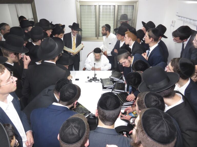 במעונו של גאון ישראל: בחורי 'אורחות תורה' ערכו סיום מסכת