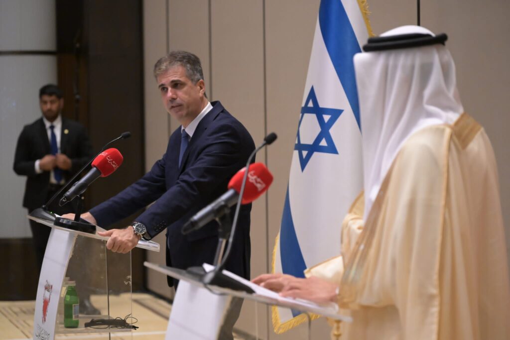 שר החוץ אלי כהן הגיע לבחריין