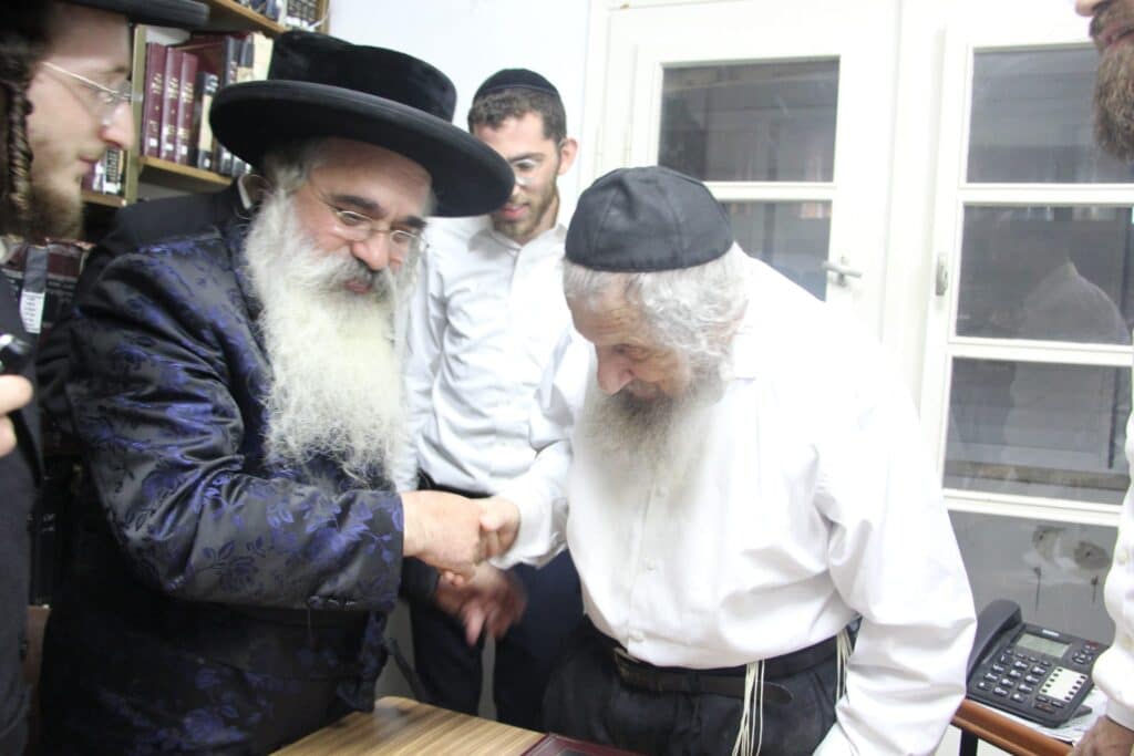 האדמו"ר מלעלוב ירושלים עלה למעונו של מרן הגר"ד לנדו