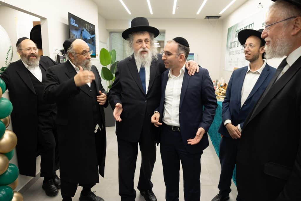 בית שמש: נקבעו מזוזות במרכז להכשרה מקצועית