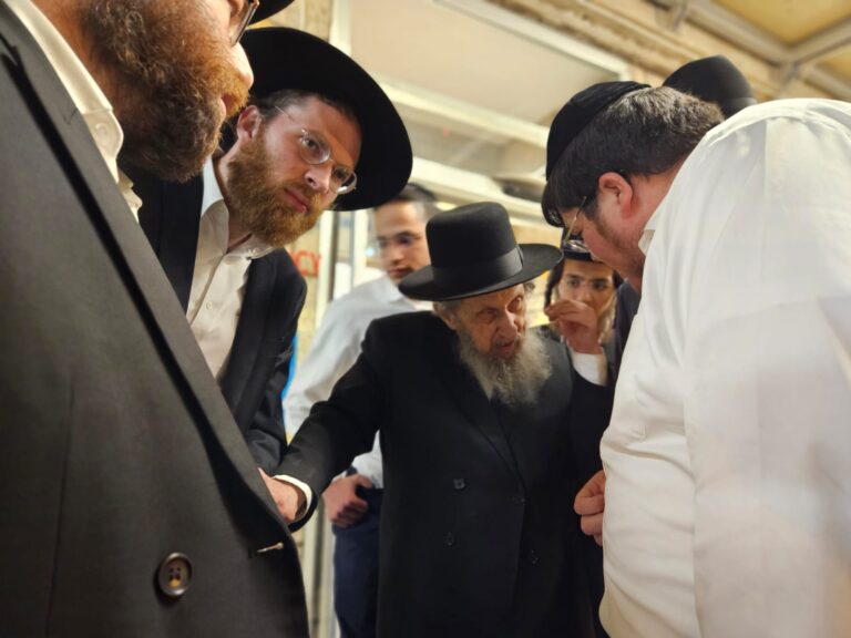 כשמרן הגר"ד לנדו ביקר את מרן ראש הישיבה