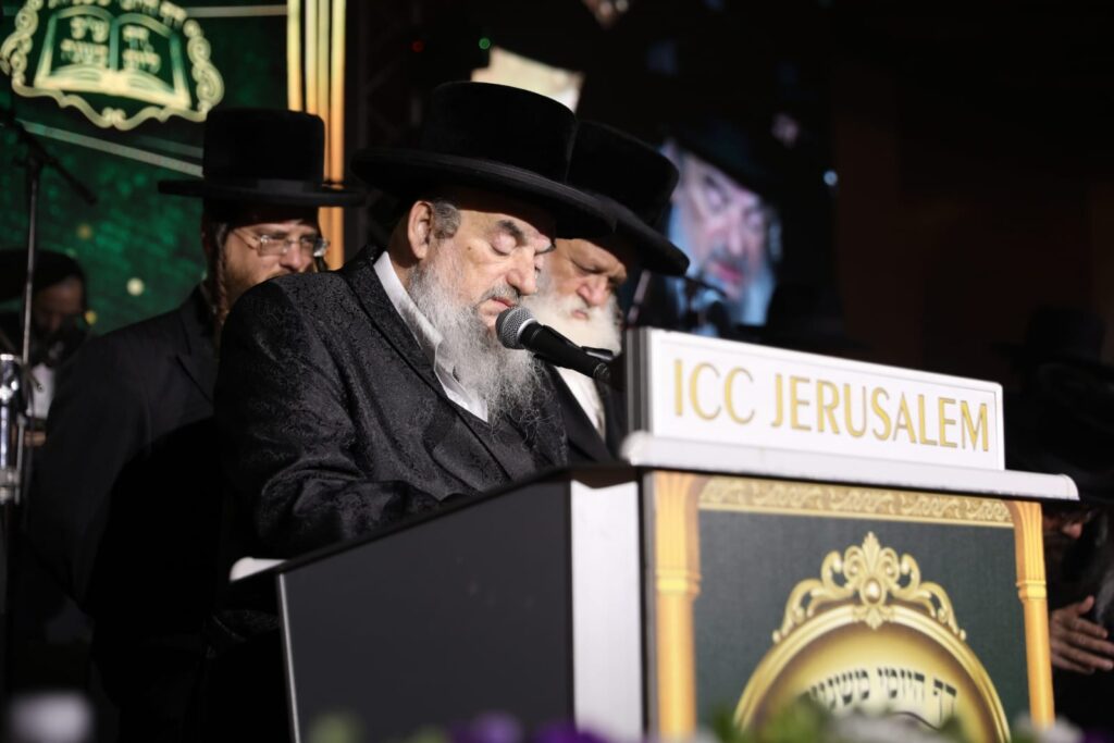 במעמד רבנים: אלפים השתתפו בסיום משניות העולמי