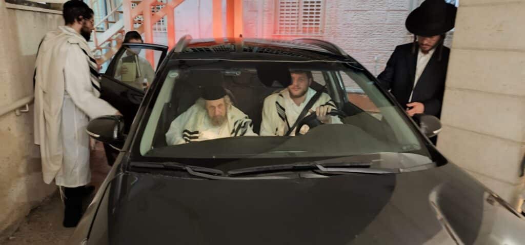 מראה כהן: היום הקדוש במחיצתו של מרן גאון ישראל