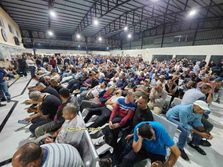 הכניעה של גלנט: מעבר ארז נפתח לתנועת אלפי פועלים פלסטינים