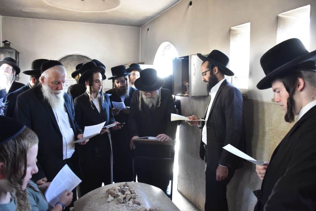 פרקוביץ תיעד: ימים נוראים בחצר הקודש אשלג