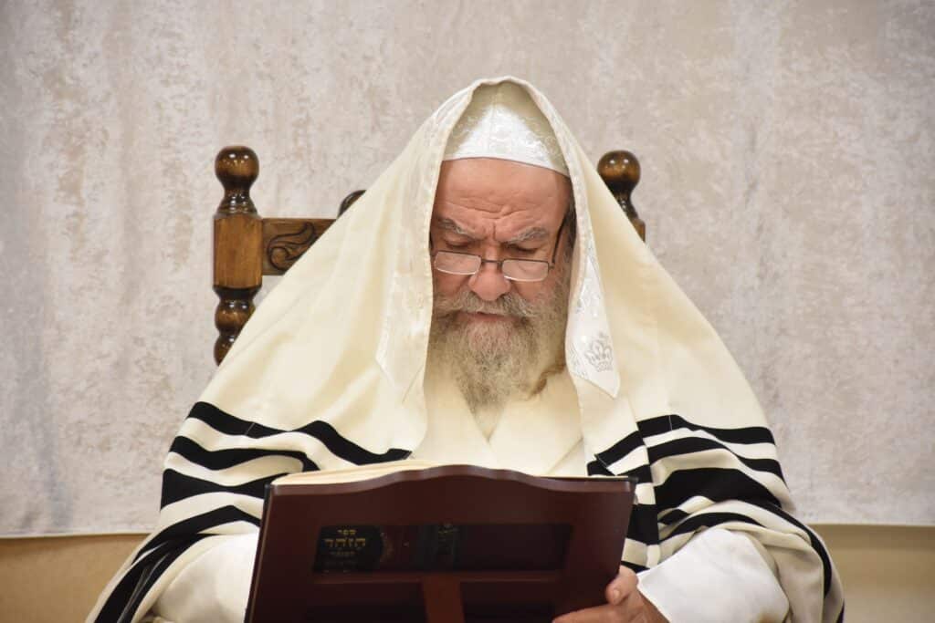 פרקוביץ תיעד: ימים נוראים בחצר הקודש אשלג