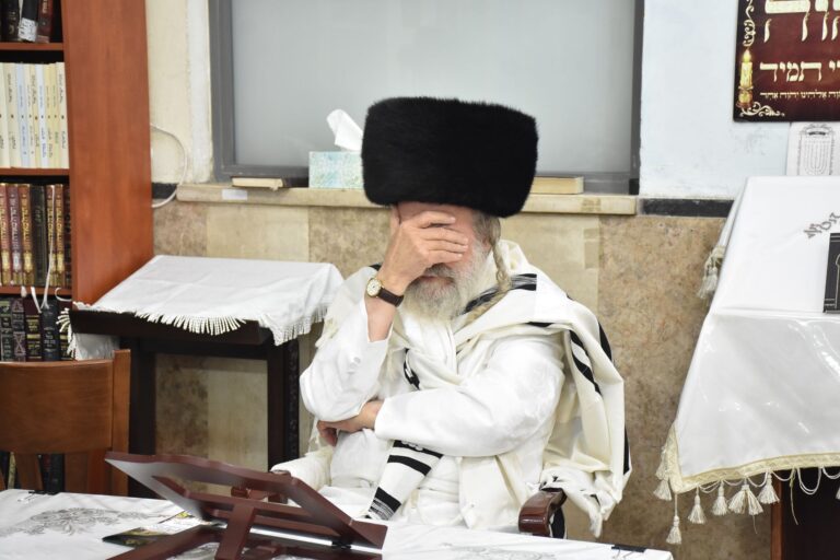 פרקוביץ תיעד: ימים נוראים בחצר הקודש אשלג