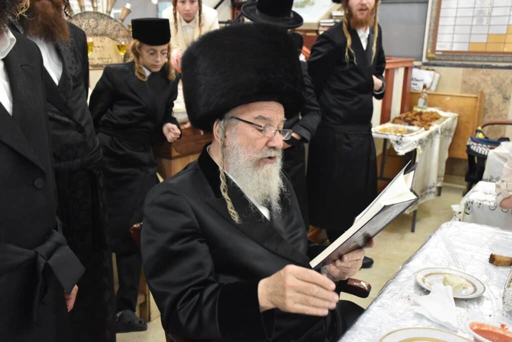 פרקוביץ תיעד: ימים נוראים בחצר הקודש אשלג