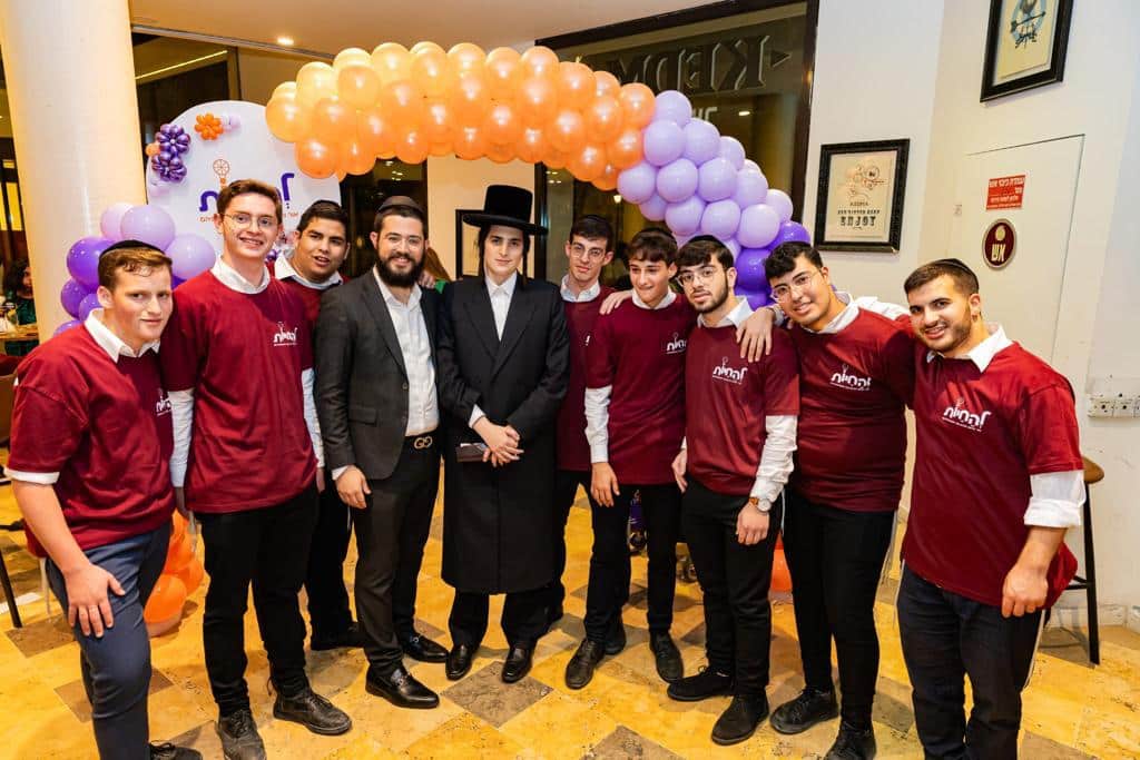 מול הכותל: ערב חיזוק מרגש למאות ילדים בעלי מוגבלויות