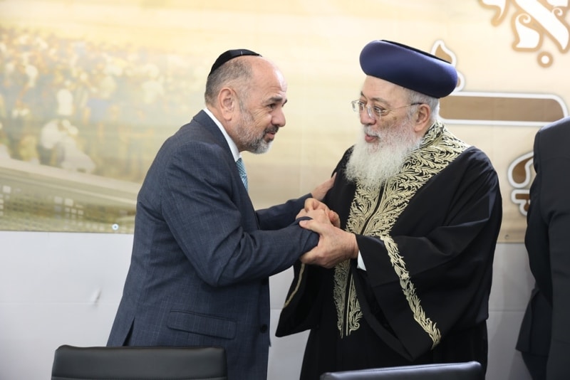 הגרש"מ עמאר נגד בג"ץ: "באים לעקור את התורה ונשתוק?"