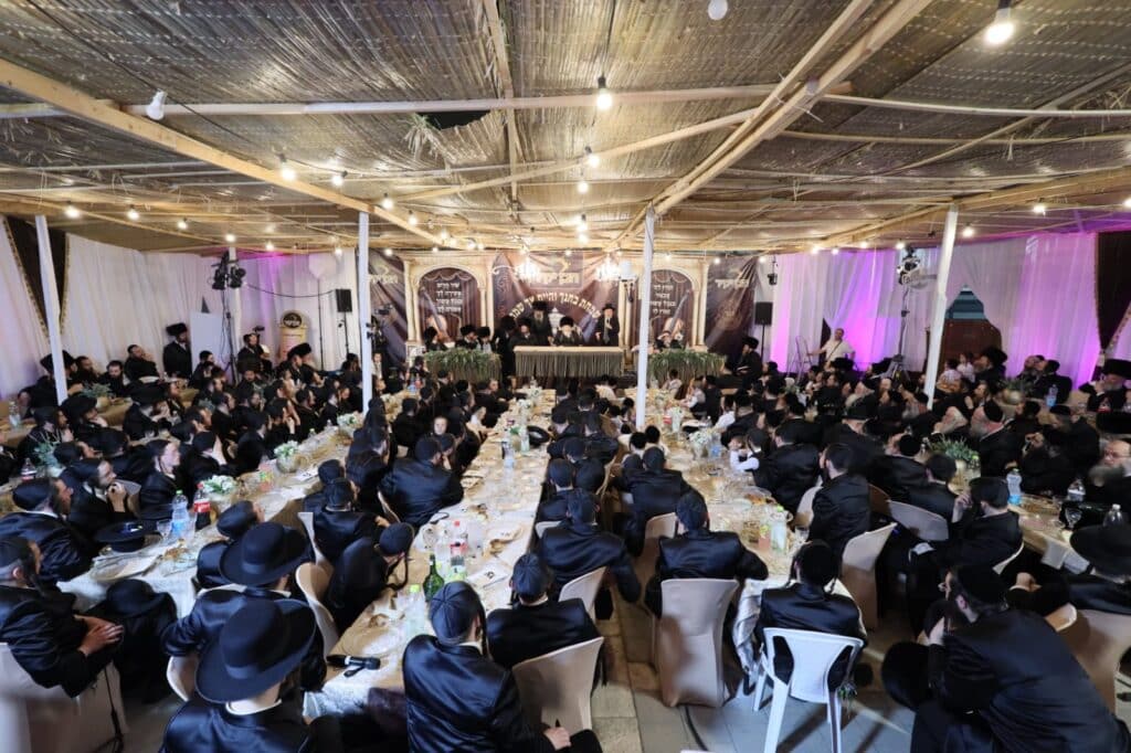 תיעוד: האדמו"ר מגור הפתיע את היתומים בשמחת בית השואבה