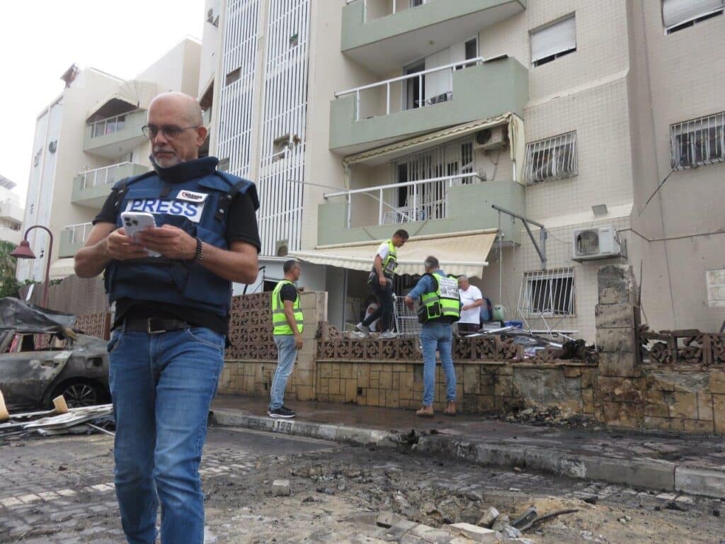 אשדוד: הטיל נפל סמוך לבית הכנסת תפארת רפאל
