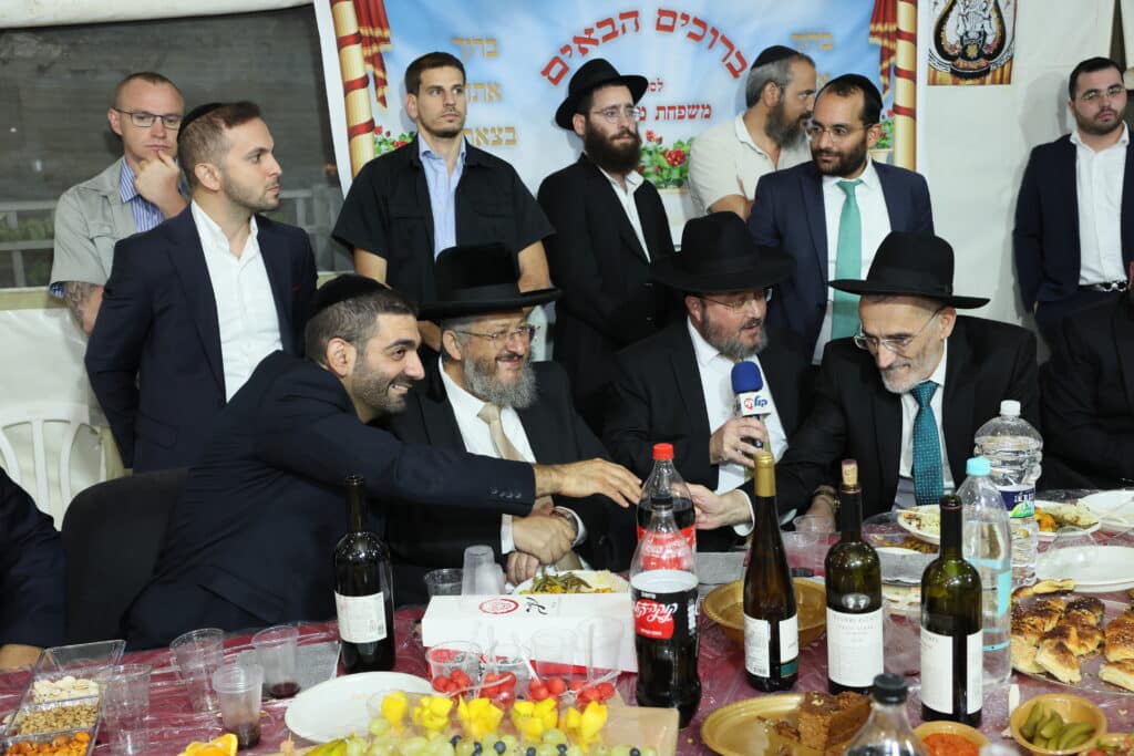 שרים, חברי כנסת ואישי ציבור חגגו בסוכת השר מלכיאלי