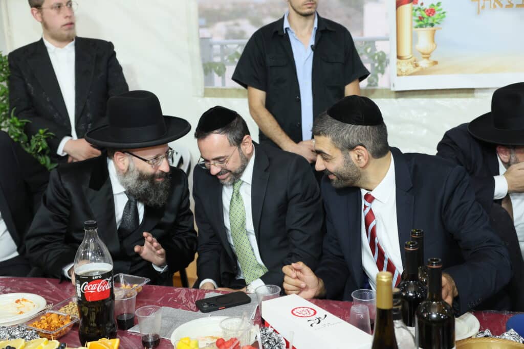 שרים, חברי כנסת ואישי ציבור חגגו בסוכת השר מלכיאלי