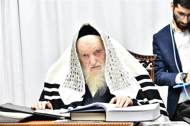 נגידי עולם התורה מארה"ב בשמיעת 'שיעור באנגלית' 