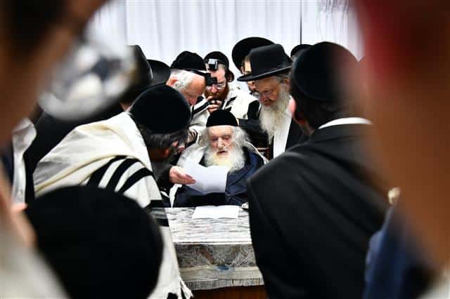 נגידי עולם התורה מארה"ב בשמיעת 'שיעור באנגלית' 