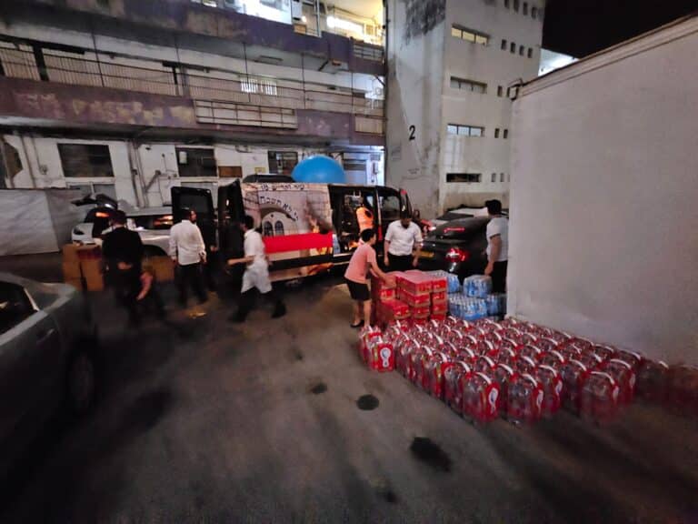 ארגוני החסד החרדים שהתארגנו לעזור לחיילים ולתושבי הדרום