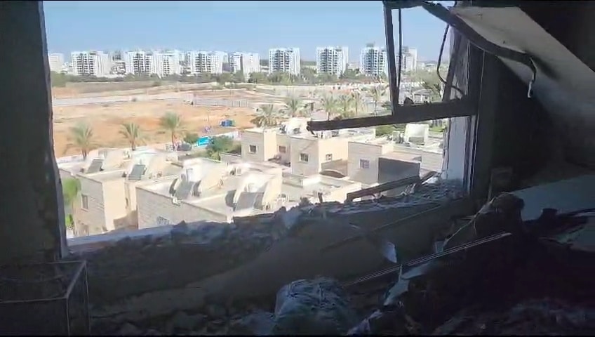 40 שיגורים ופגיעה ישירה: כך נראית זירת ההרס בנתיבות