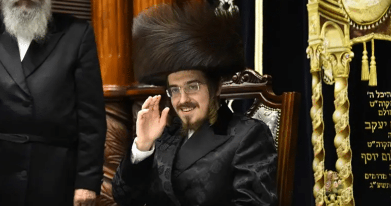 מהומות אחרי פסק הדין: מנעולים הוחלפו במשרדי המוסדות