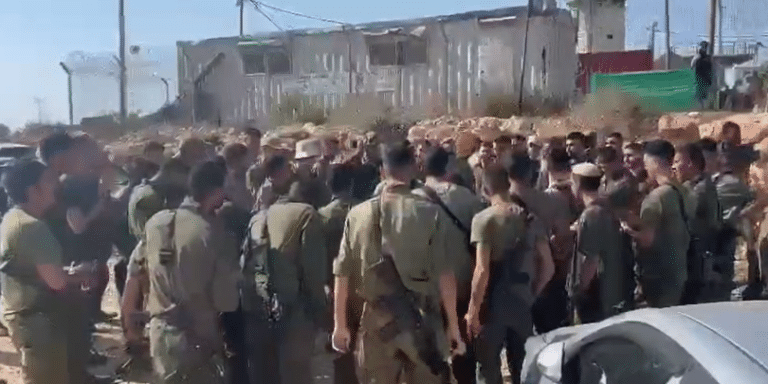 בדרך לדרום: חיילי כפיר שרים "אל תירא ישראל"