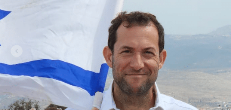אלפים רבים בצעדת השומרון בהר עיבל