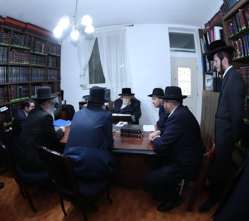 ראשי זק"א זכו להתברך ולהתחזק במעונם של מרנן ורבנן גדולי ומאורי התורה והחסידות