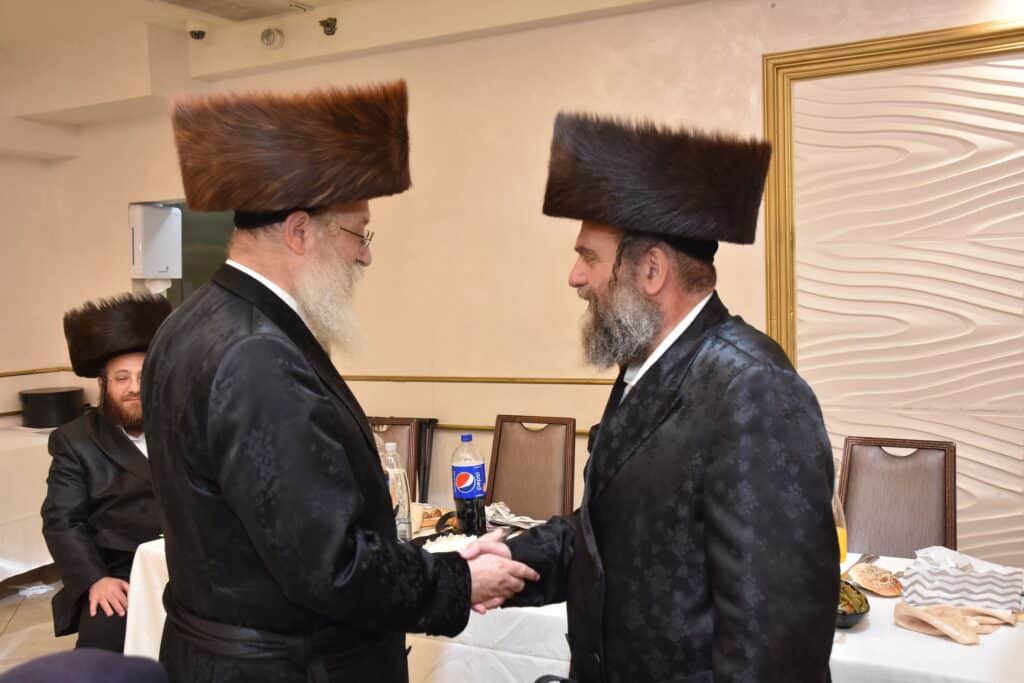 סעודת ההילולא ומעמד הדינר בכולל "פנים מאירות"