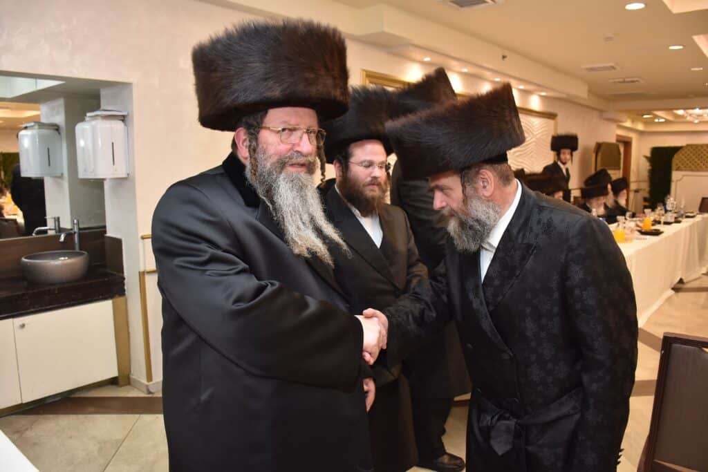 סעודת ההילולא ומעמד הדינר בכולל "פנים מאירות"