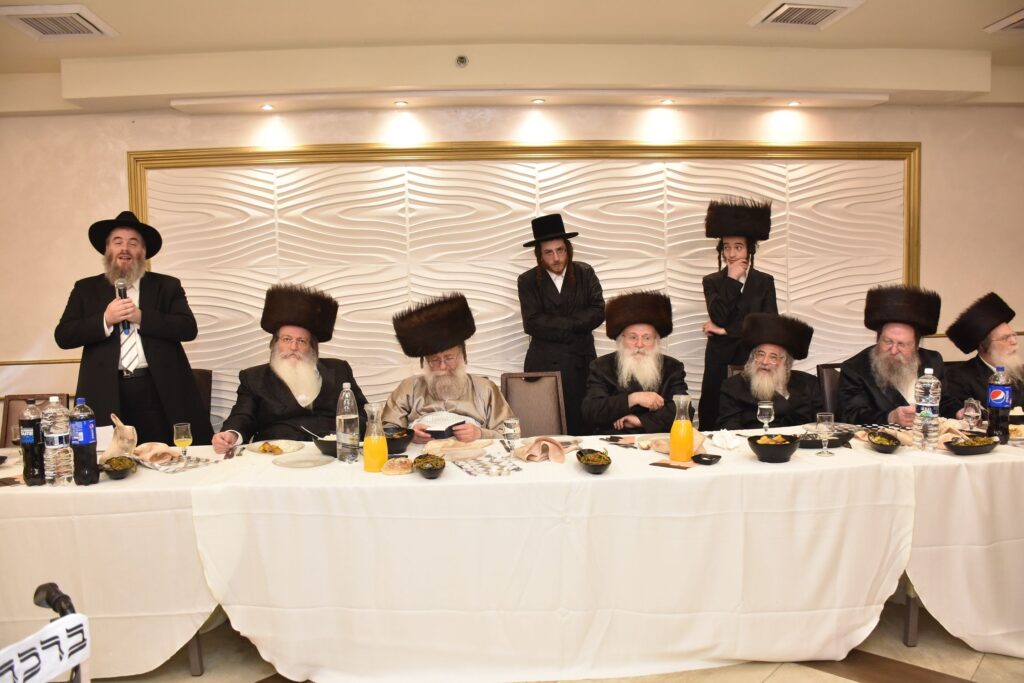 סעודת ההילולא ומעמד הדינר בכולל "פנים מאירות"