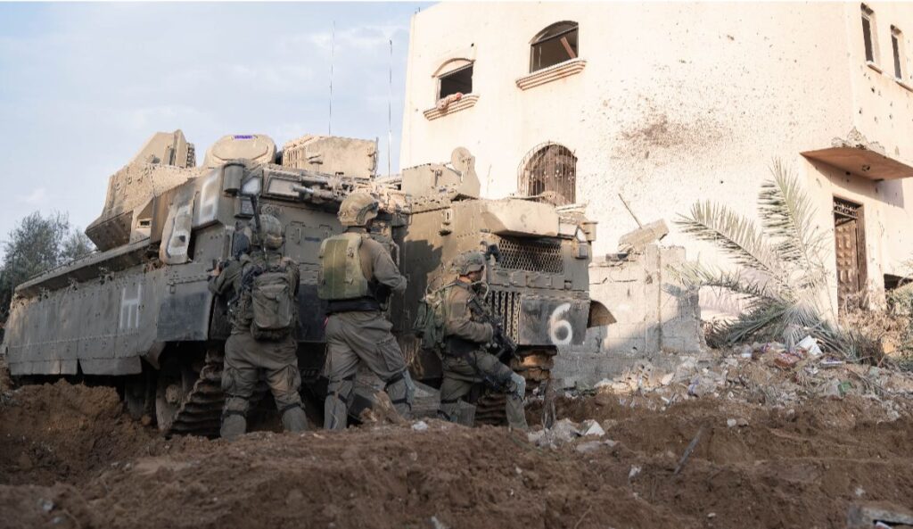 עם אלוף הפיקוד: לוחמי צה"ל ממשיכים להסתער על המטרות