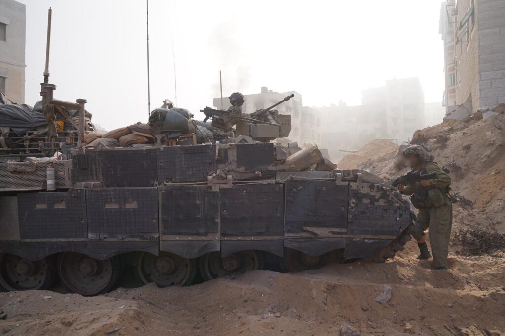 200 מטרות הותקפו: לוחמי צה"ל חשפו פיר מנהרה במסגד