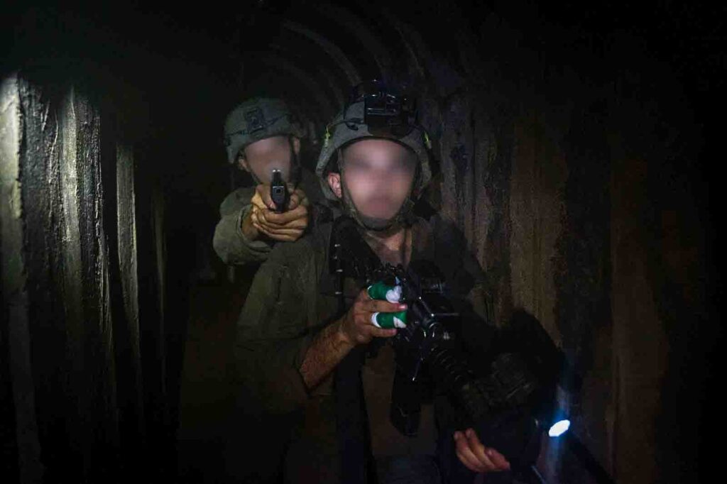 עשרות מבצעים, פשיטות וחשיפת אמל"ח בבתי החולים בעזה