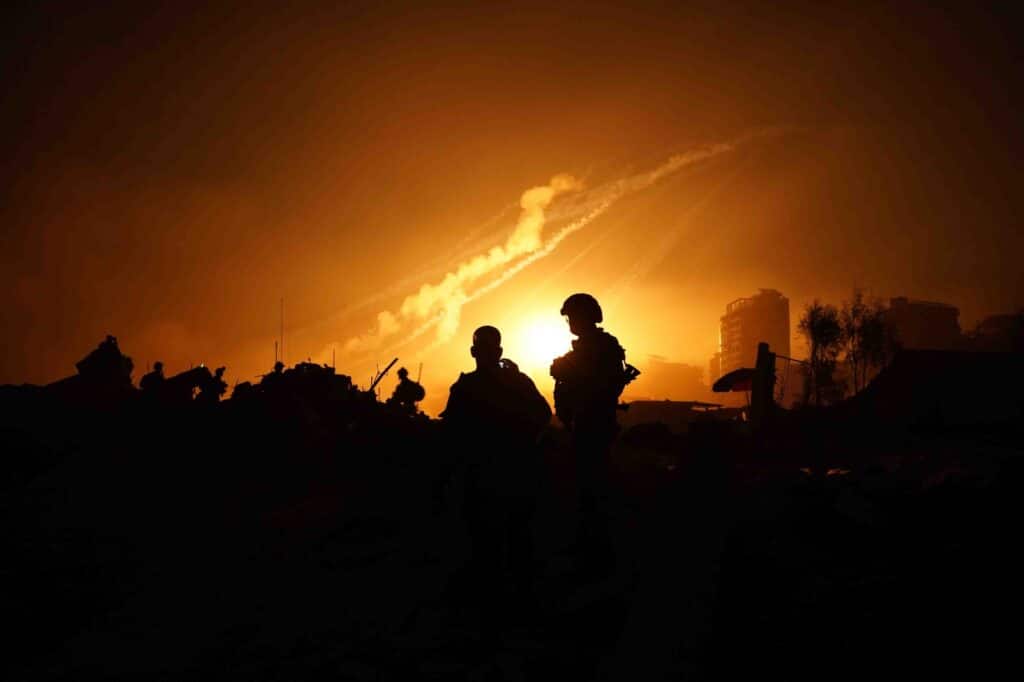 עשרות מבצעים, פשיטות וחשיפת אמל"ח בבתי החולים בעזה