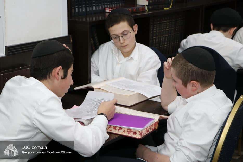 הישיבה שתלמידיה חולצו באישון לילה - שבה לאוקראינה