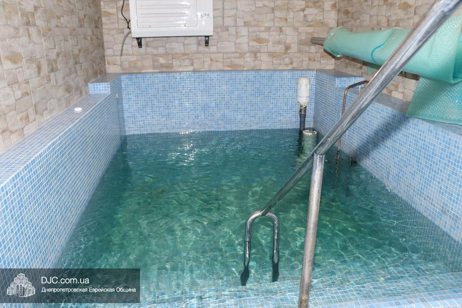 הישיבה שתלמידיה חולצו באישון לילה - שבה לאוקראינה