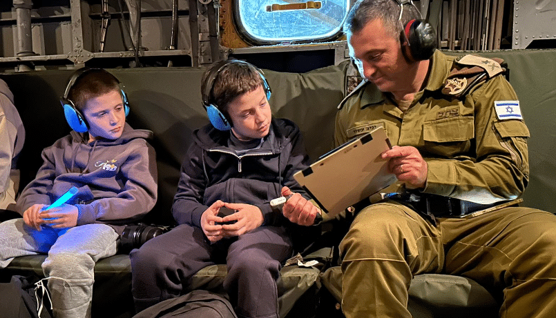 הביתה לחזור: תיעוד מרגש מחזרתם של הילדים החטופים