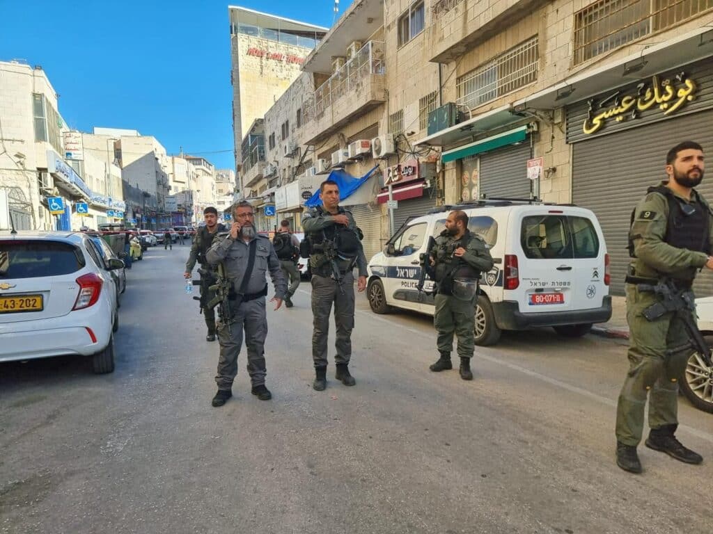 פיגוע ירי סמוך לשער הפרחים: שוטרת נפצעה אנוש