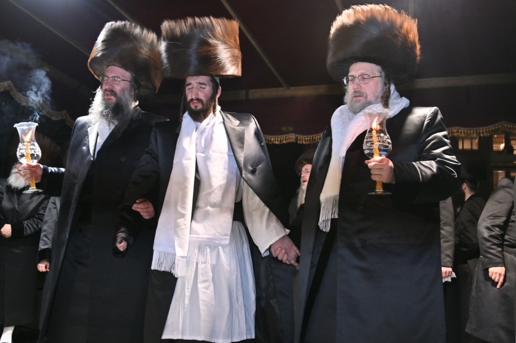 גלריה: שמחת בית ויז'ניץ -וויען-זלאטשוב