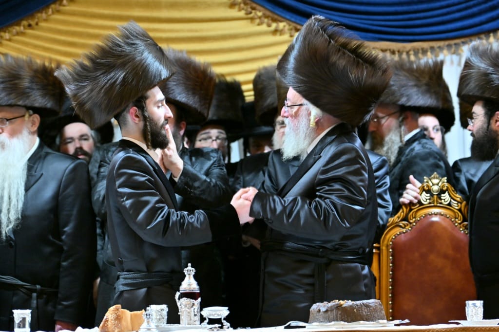 גלריה: שמחת בית ויז'ניץ -וויען-זלאטשוב