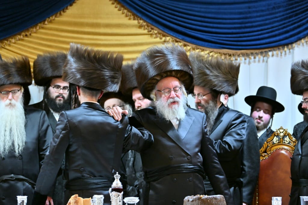 גלריה: שמחת בית ויז'ניץ -וויען-זלאטשוב