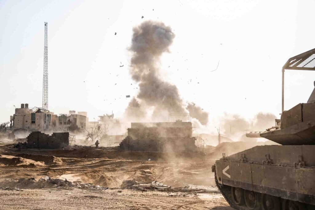 צה"ל פועל בעוצמה ברצועה: גלריה מיוחדת מהשטח